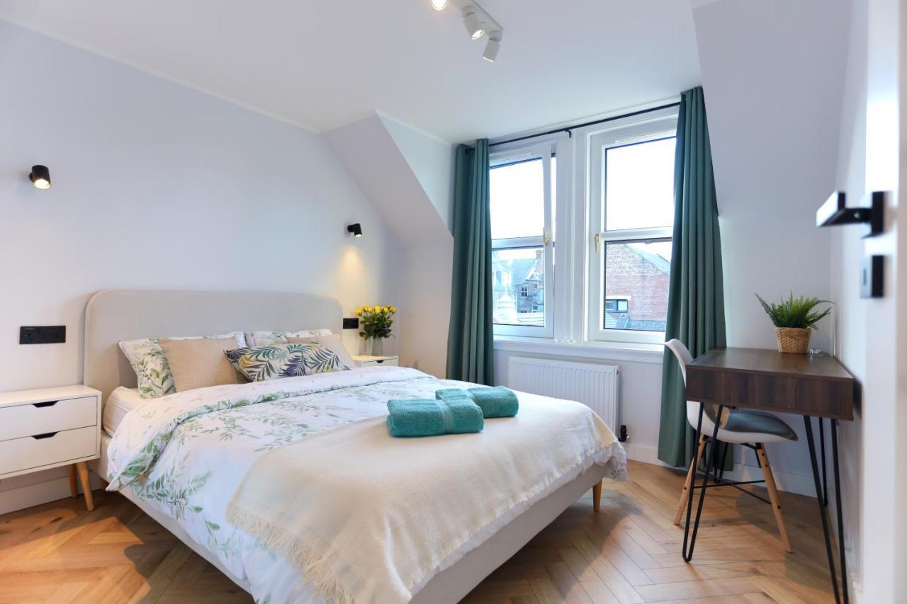 Luxurious City Centre Apartment Пърт Екстериор снимка